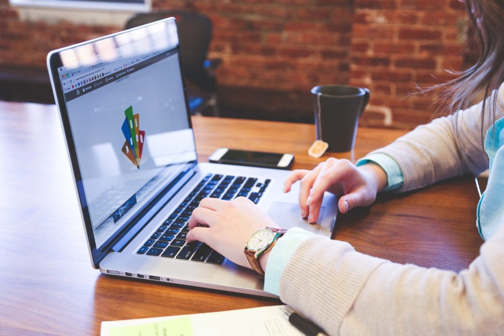 startupstockphotos student 849826 scaled.jpg